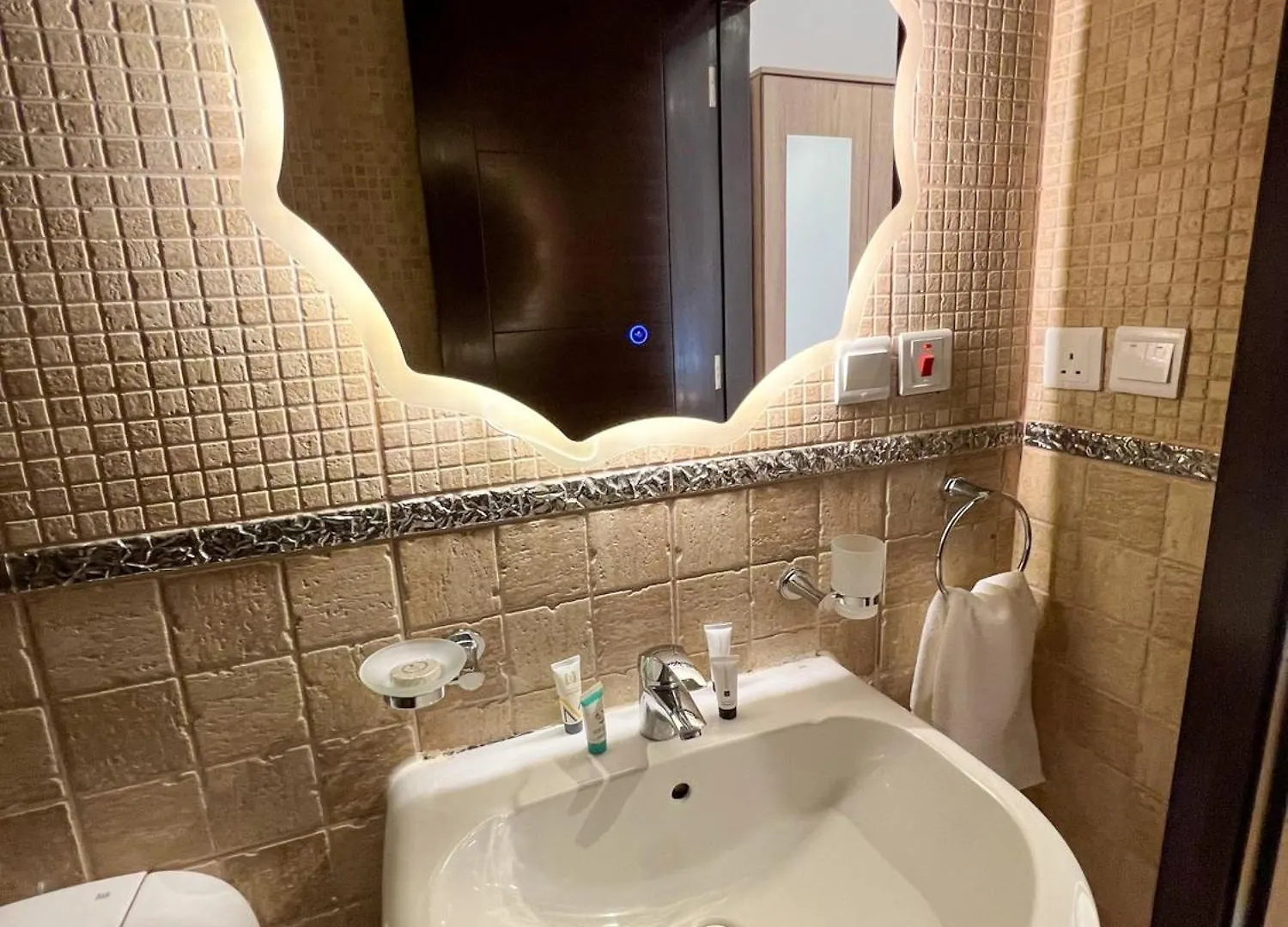 Almasarat Tower Sea View Apartment Jeddah