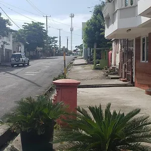 Unit 2 Private - Apartment Roseau