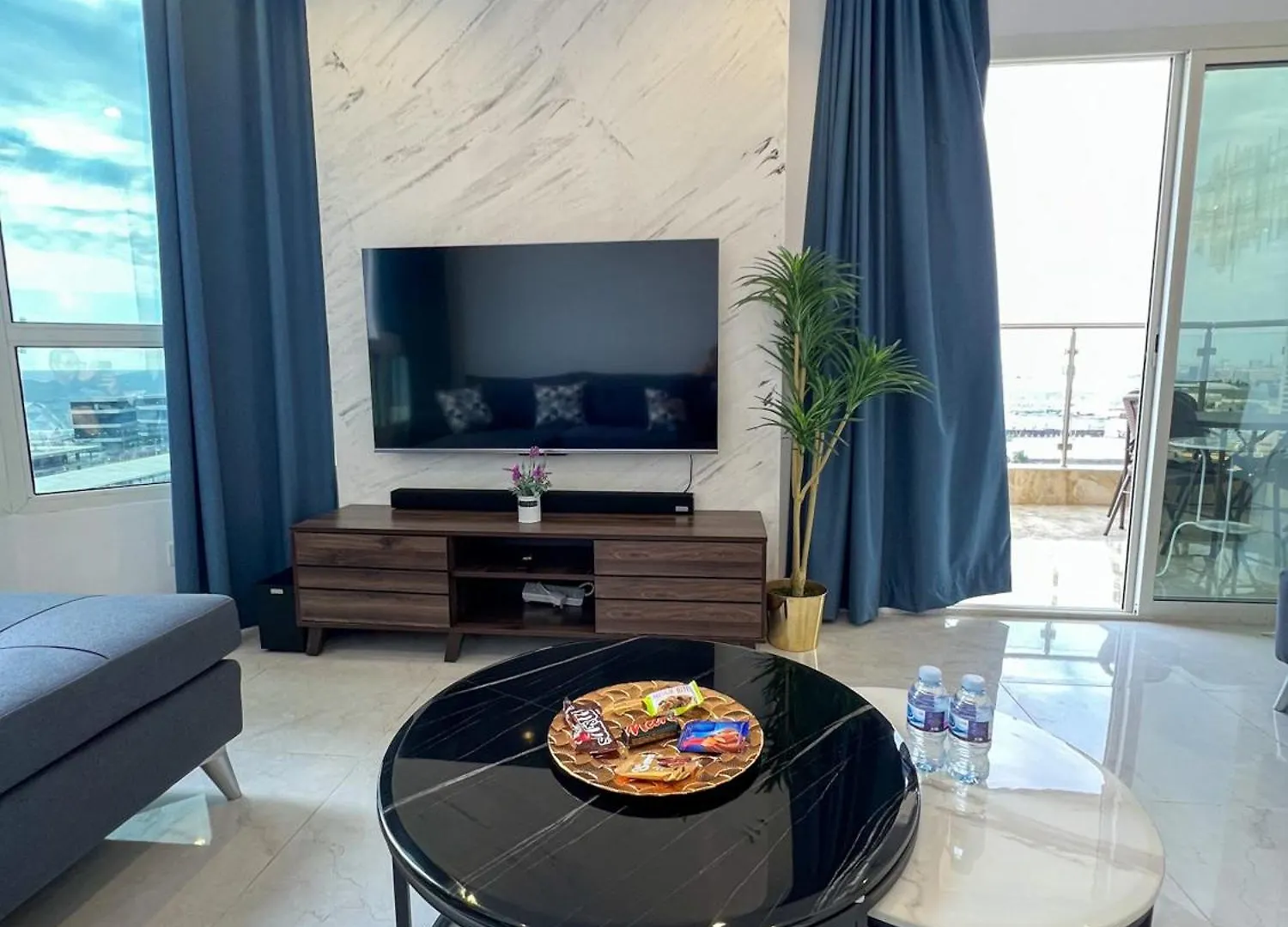 Almasarat Tower Sea View Apartment Jeddah Saudi Arabia