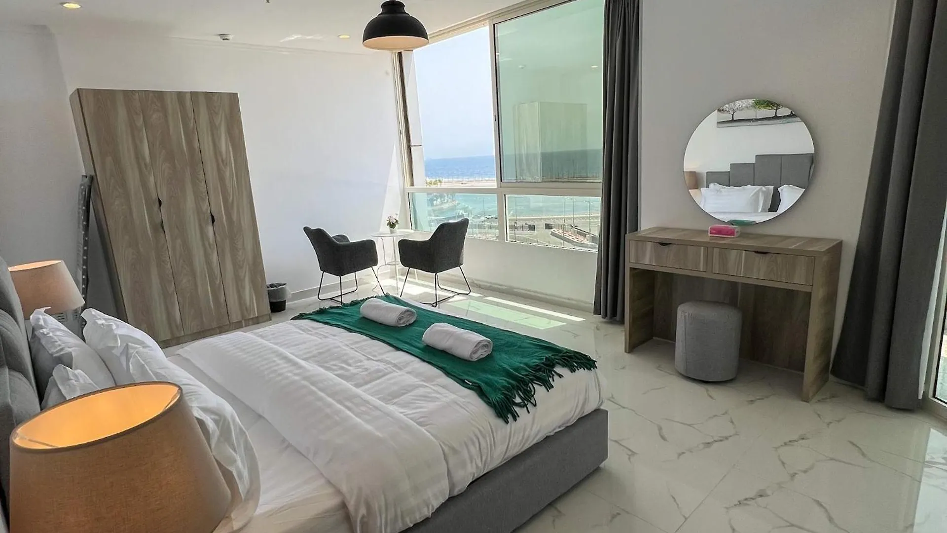 Almasarat Tower Sea View Apartment Jeddah