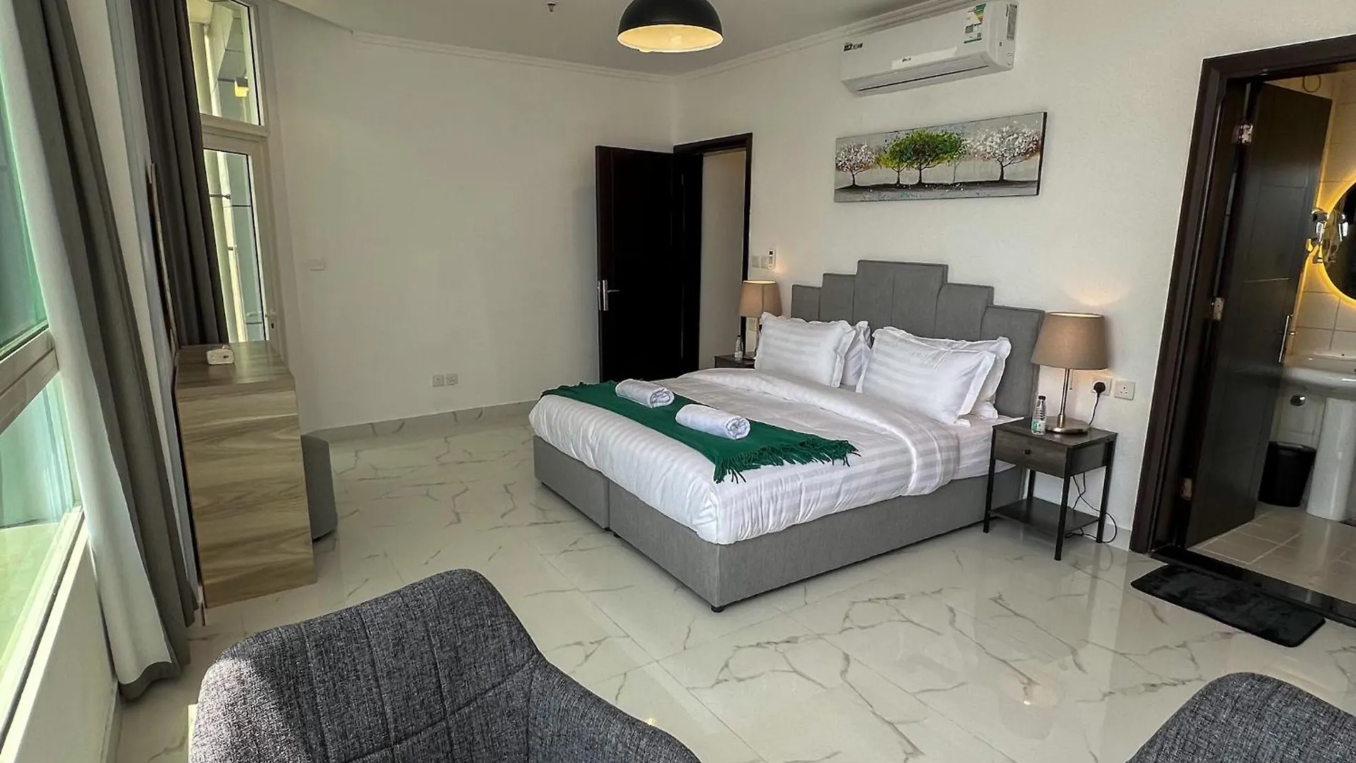 Almasarat Tower Sea View Apartment Jeddah